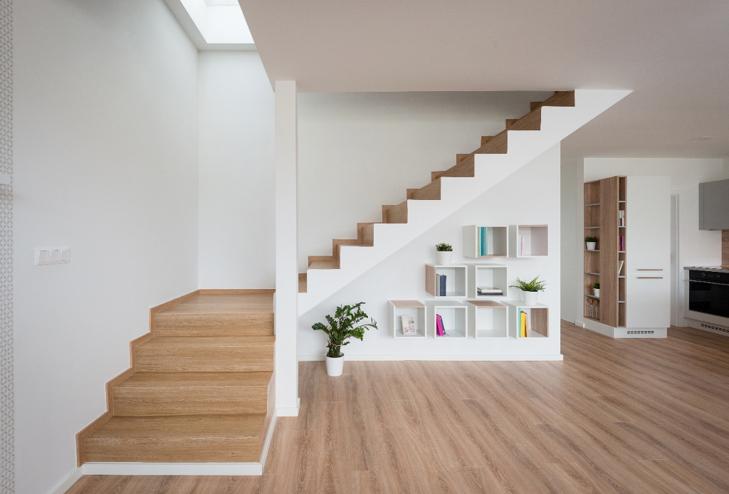 Aménagement sous escalier